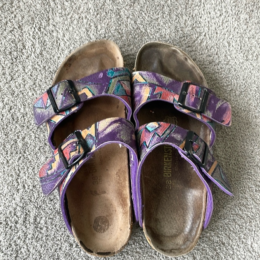 GC Birkenstock Arizona 2 Strap Leather Sandals - Size 38 (7.5)